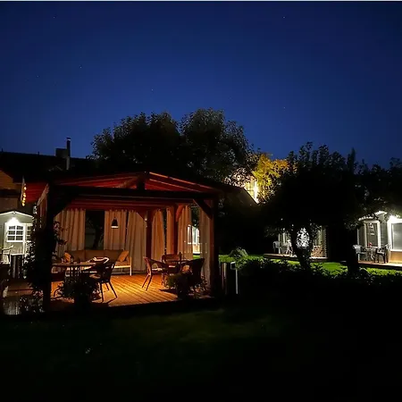 Hede Suvemajad/Summer Houses Parnu Exterior photo