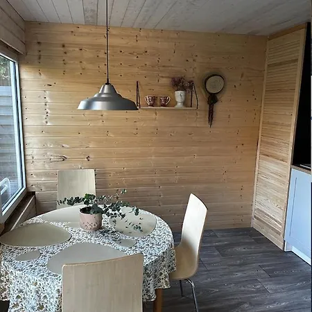 Hede Suvemajad/Summer Houses Parnu Exterior photo