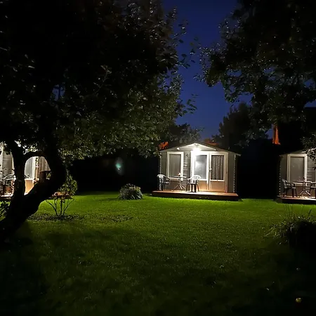 Hede Suvemajad/Summer Houses Parnu Exterior photo